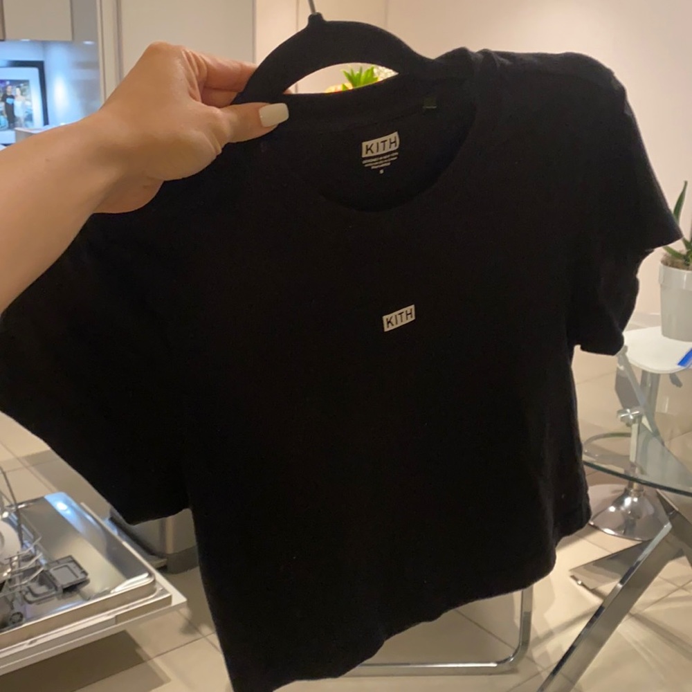 Black kith crop top